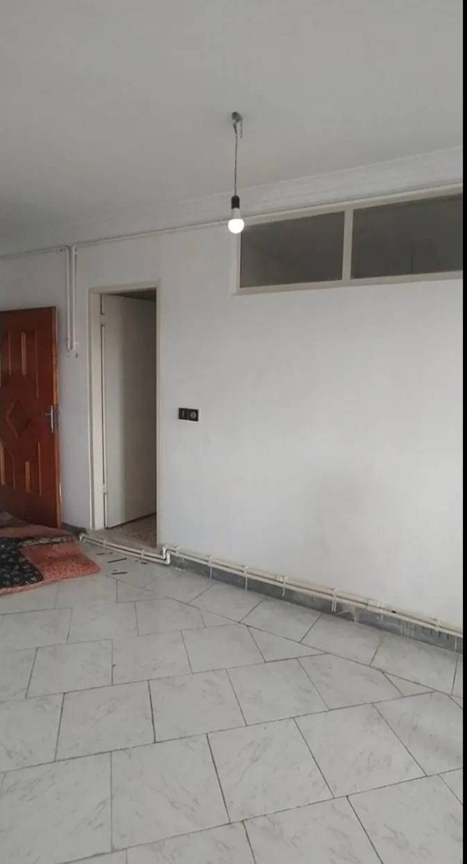 ۸۰متری دربهترین لوکیشن مارلیک .