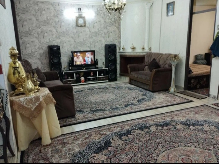واحد۸۱متری .