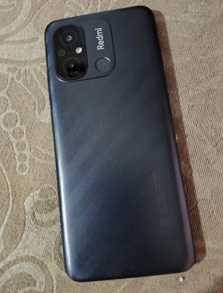 گوشی Redmi 12C رام 6 گیگابایت حافظه 128 گیگ .