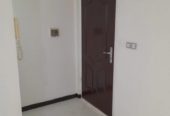 آپارتمان۵۳مترتمیزطبقه اول روبه نما نورگیرخوب .