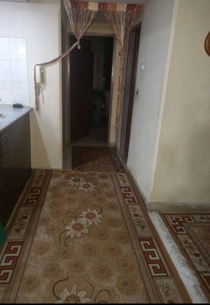 آپارتمان۹۰متردوخوابه دونبش پارکینگ اختصاصی .