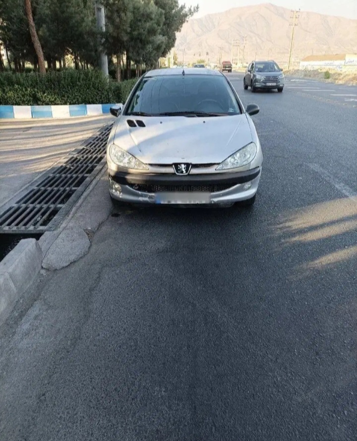 پژو۲۰۶مدل۸۲ .