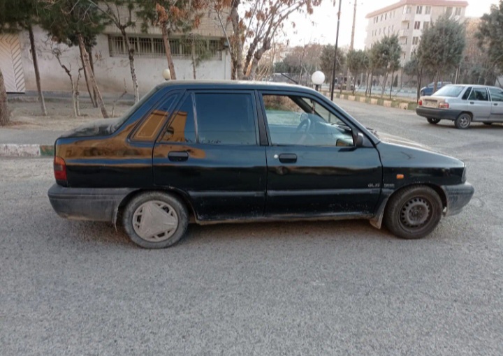 پرایدسواری .