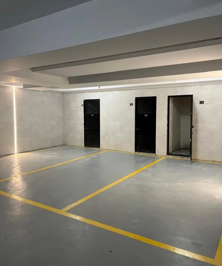 آپارتمان ۹۳متری/سنددار/نوساز .