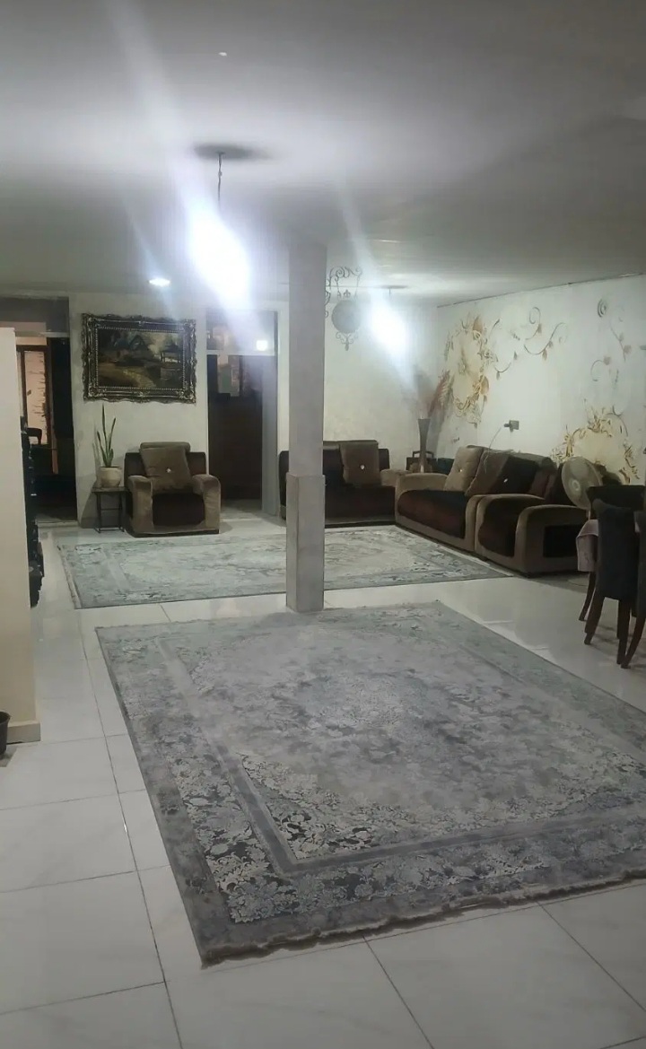 آپارتمان همکف .