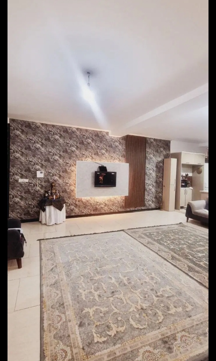 آپارتمان ۱۱۰متری ایران زمین .