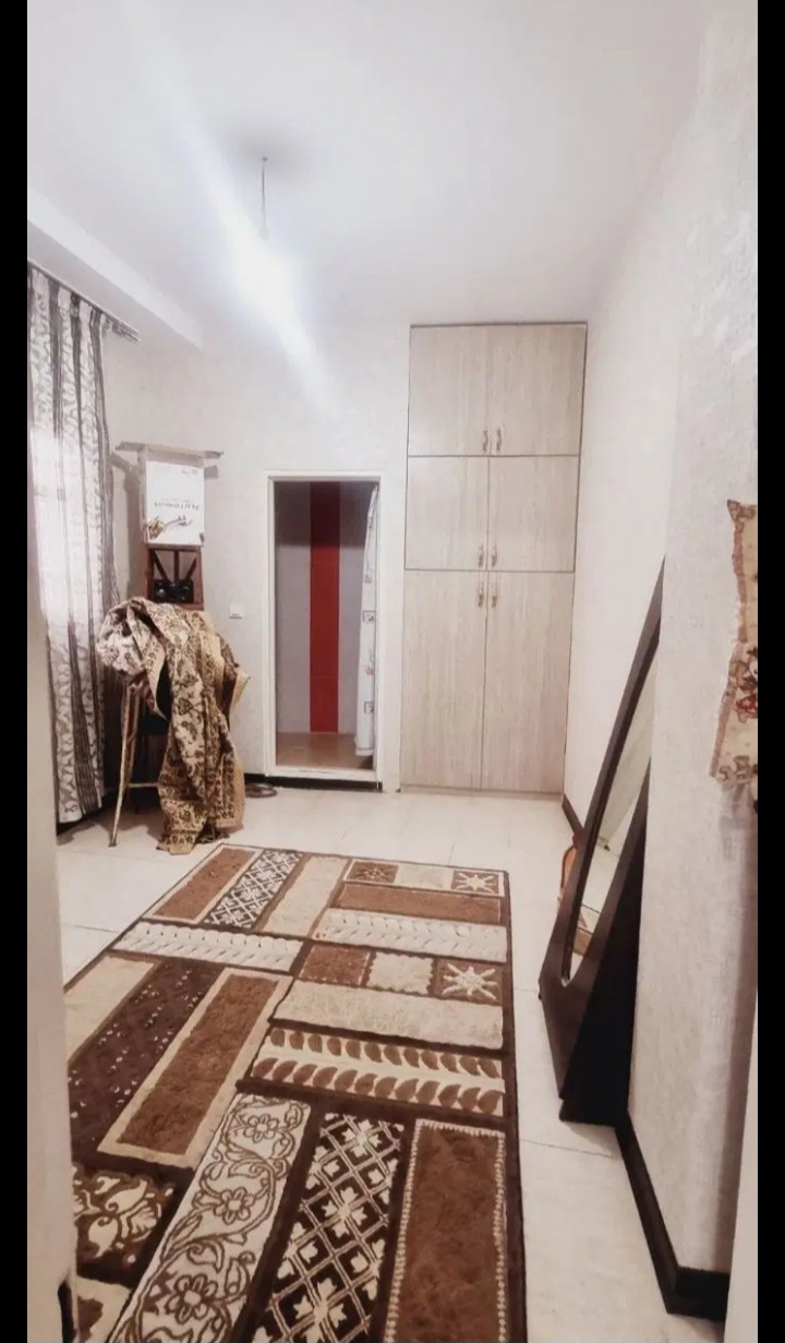 آپارتمان ۱۱۰متری ایران زمین .