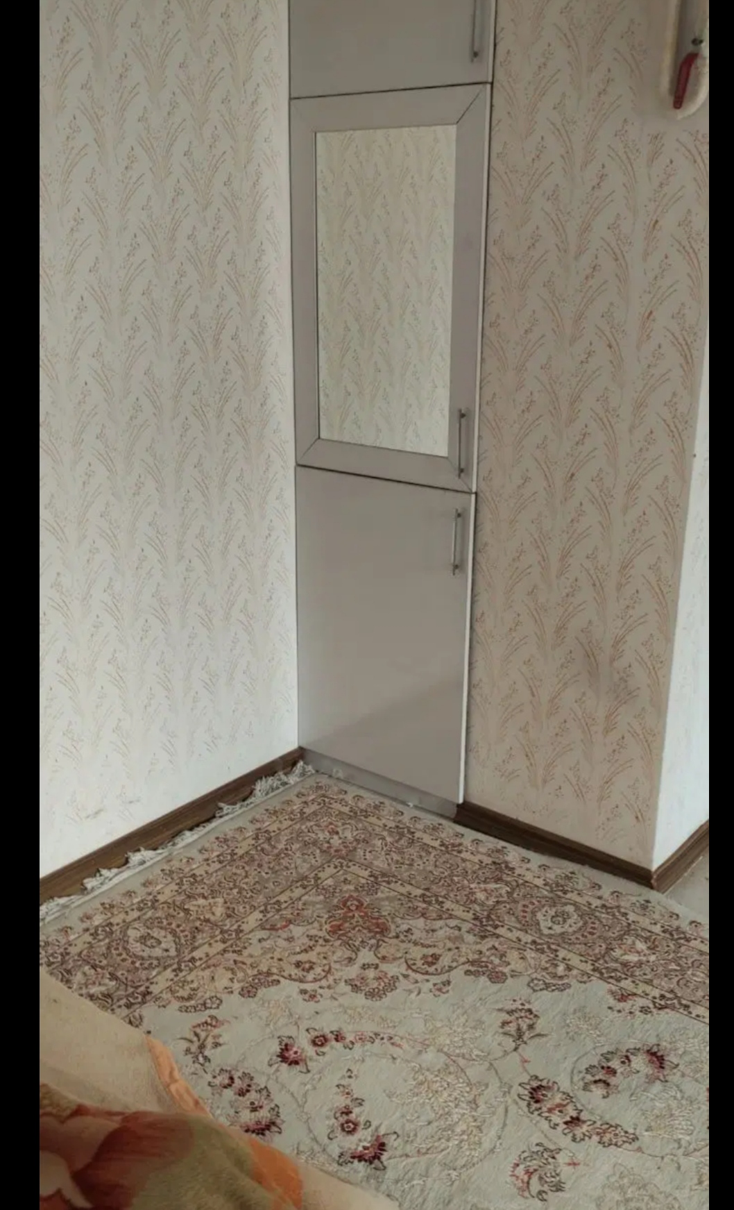 یک واحد مسکونی خیرین پایین.