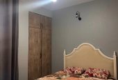 آپارتمان طبقه دوم.