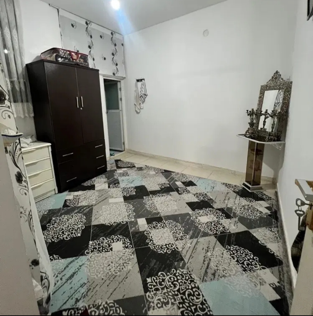 فروش واحد مسکونی.