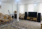 سه طبقه مغازه تجاری و سند تک برگ.