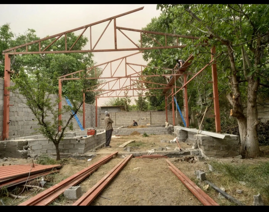 کارگر جوشکار شیروانی ورق نما دامپا kar .