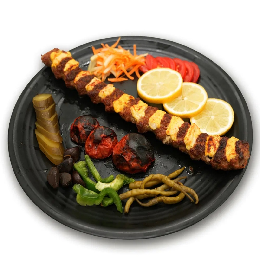 سالن دار و کارگر ساده خانم و اقا .