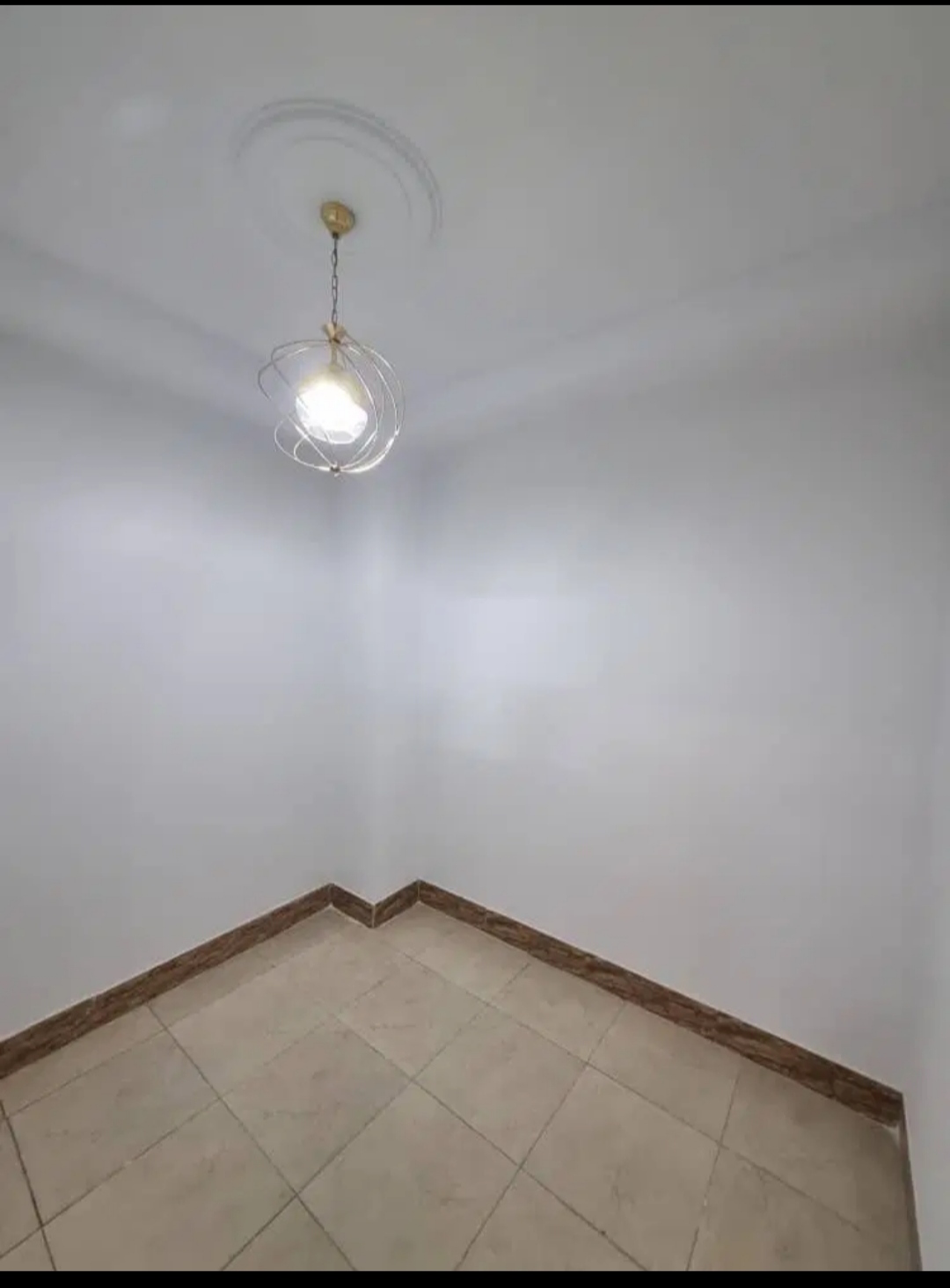 آپارتمان ۶۵متری آسانسور فعال ورزش غربی.