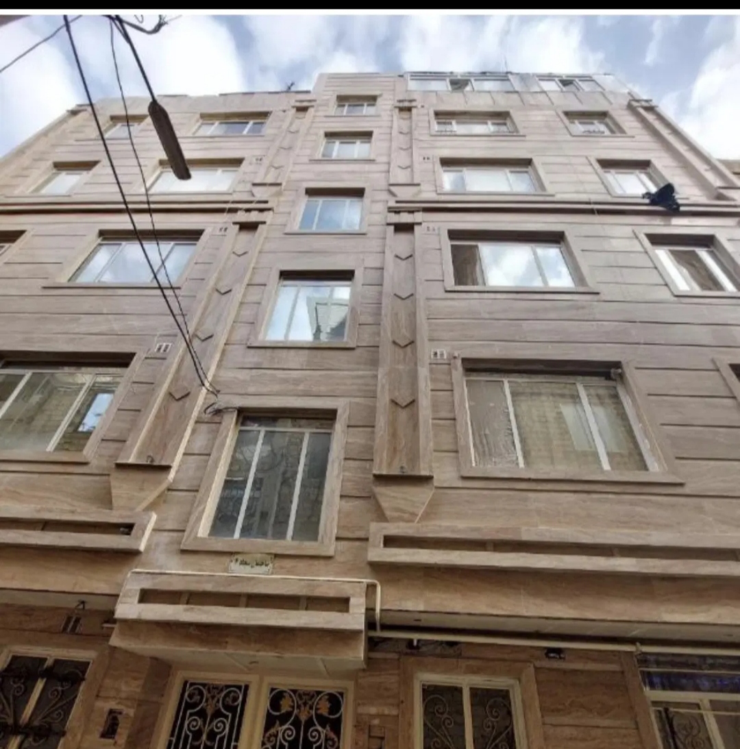 آپارتمان ۶۵متری آسانسور فعال ورزش غربی.