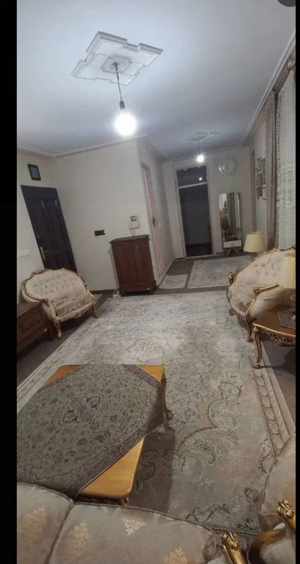 ۷۰متری دو خواب سوسن شرقی.