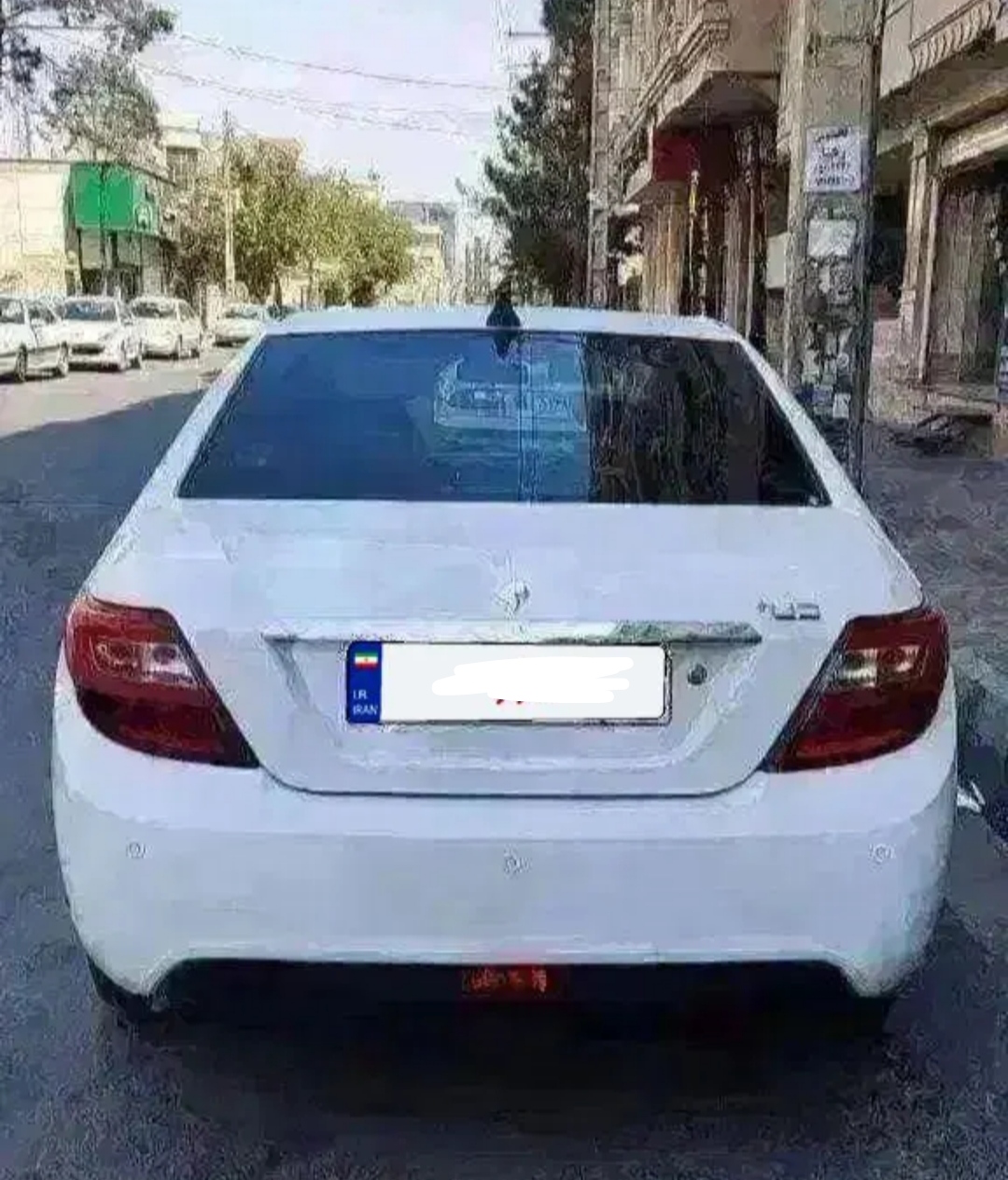 دنا پلاس ۵ دنده ای .