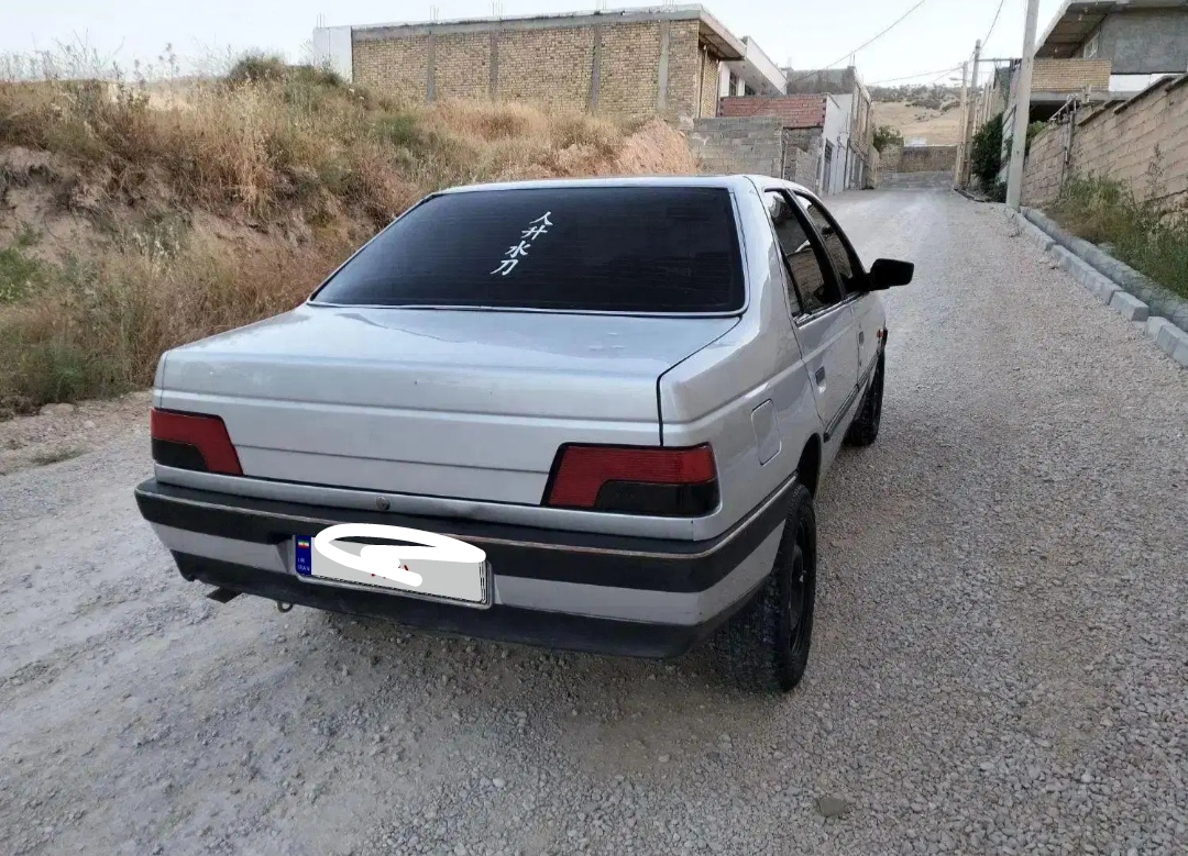 پژو ۴۰۵مدل ۹۳ دوگانه کارخانه اتاق تعویض.