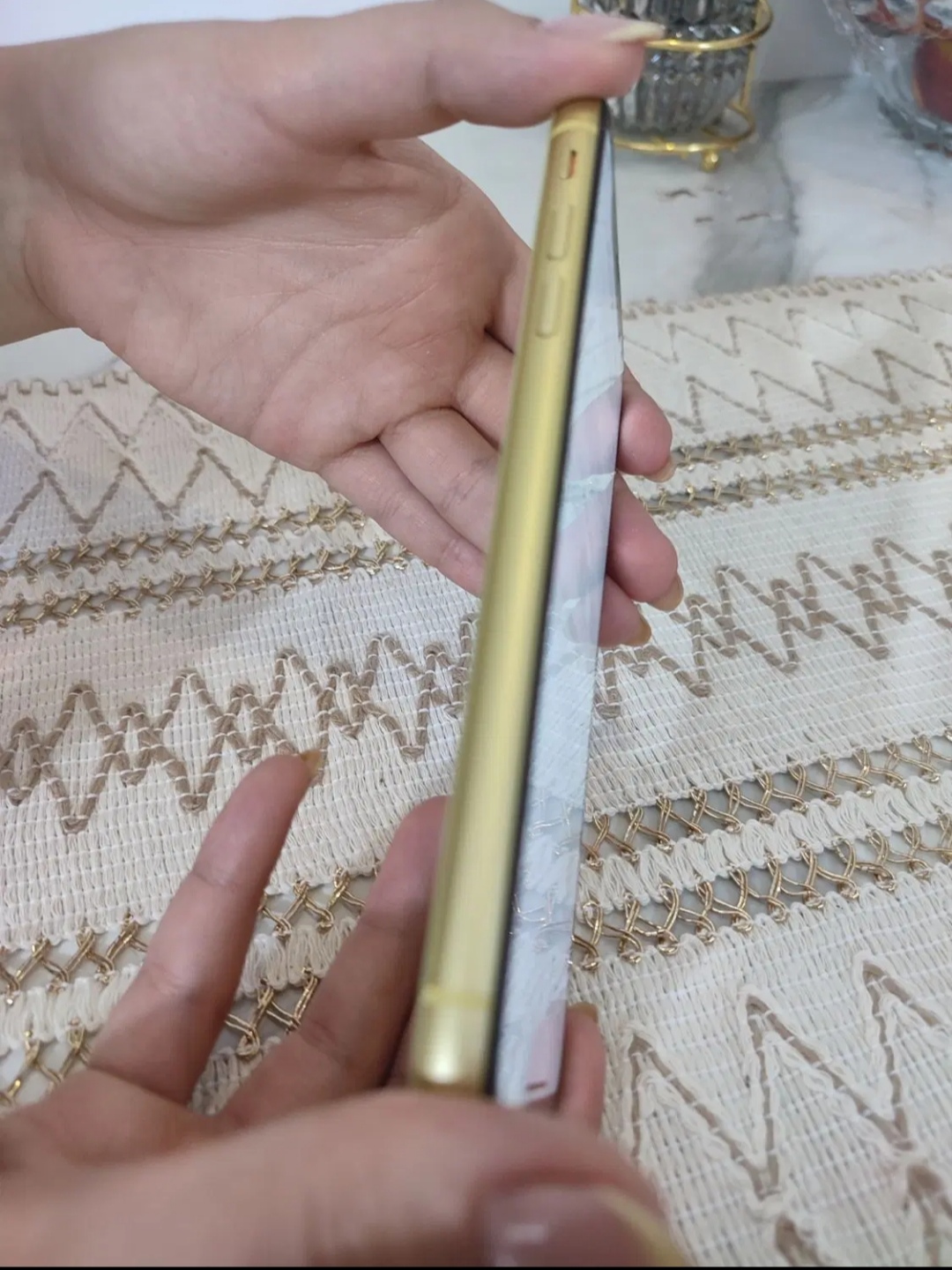موبایل.