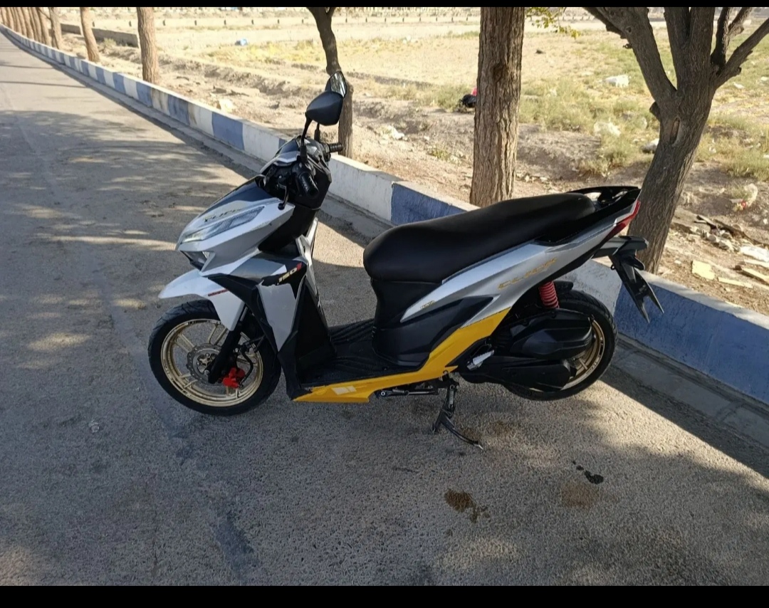 کلیک ۱۵۰ نقره ای ۱۴۰۱ .