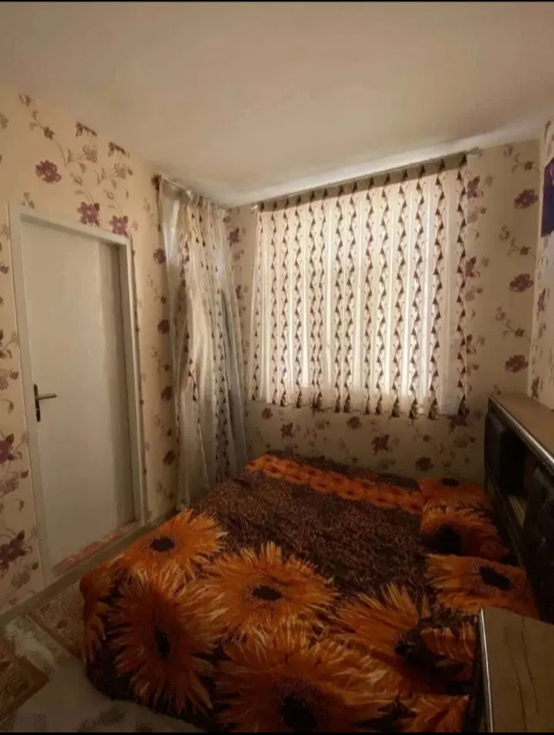 واحد دوخوابه طبقه ی چهارم .