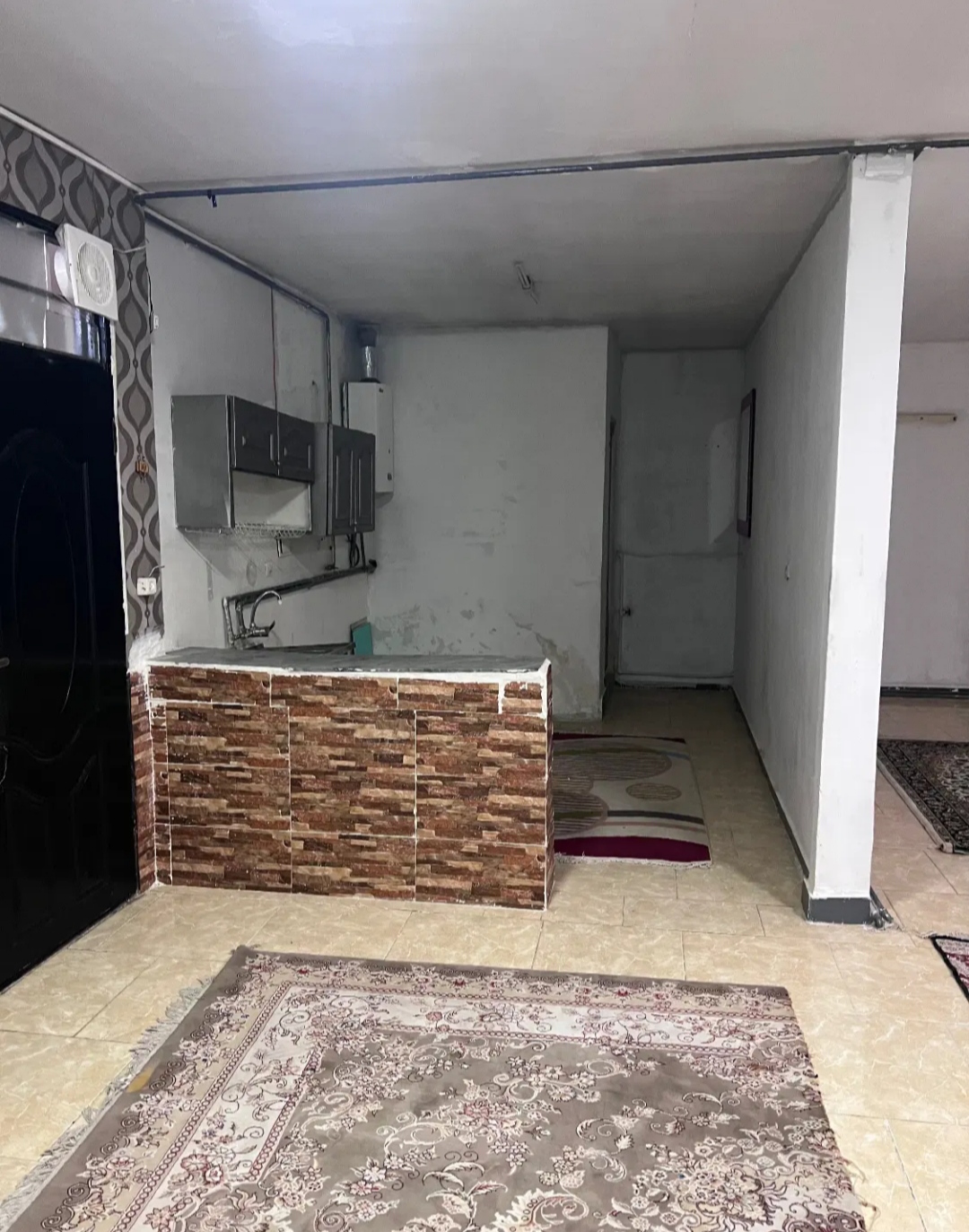 ساختمان ۹۰متری.