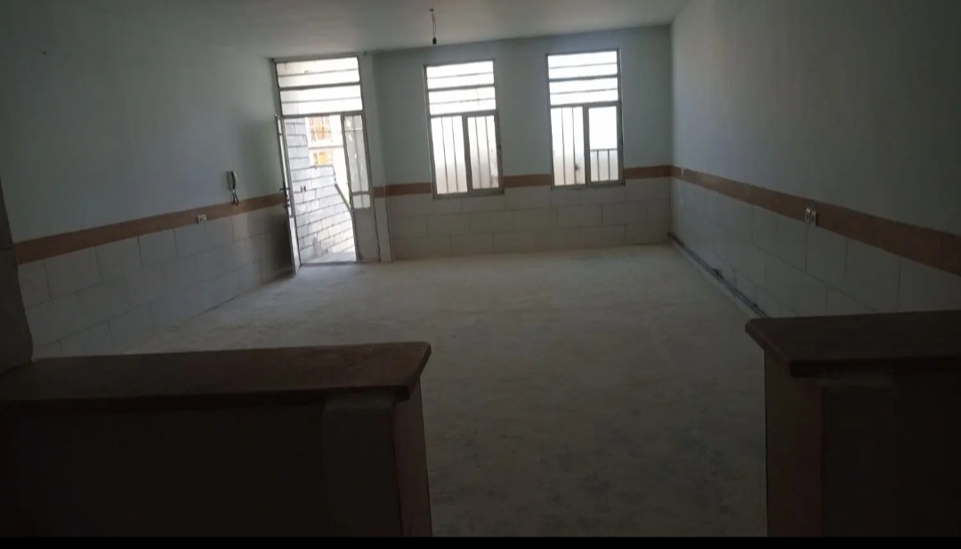 آپارتمان طبقه دوم ویلایی.