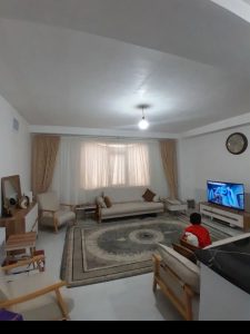 واحد ۸۵متری فول امکانات.