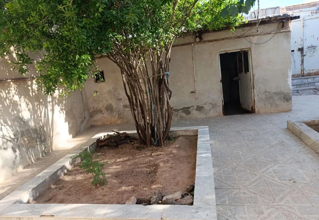 منزل مستقل در صحت اباد اشتهارد.