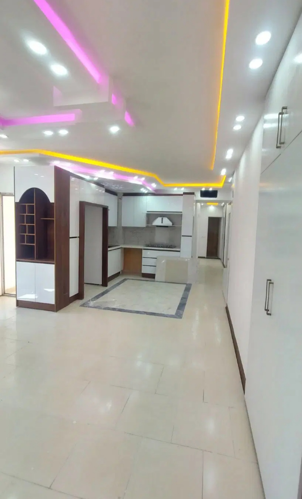 آپارتمان کیانمهر شهرک ابریشم.