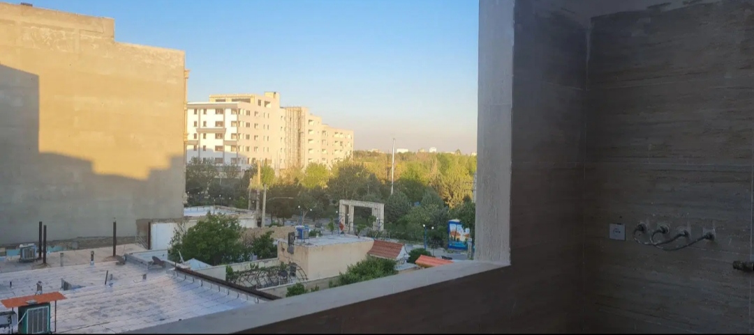 فروش یک واحد ۱۵۹متری مسکونی.