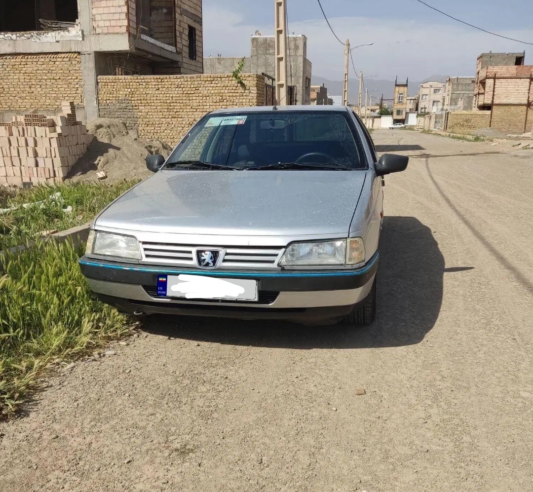 پژو ۴۰۵ .
