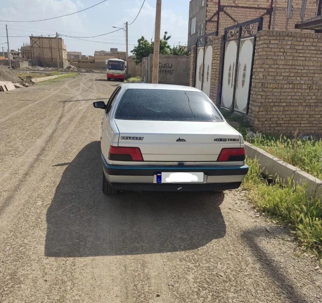 پژو ۴۰۵ .