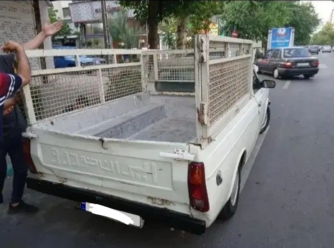 پیکان وانت مدل ۱۳۸۴ بنزینی معاوضه.