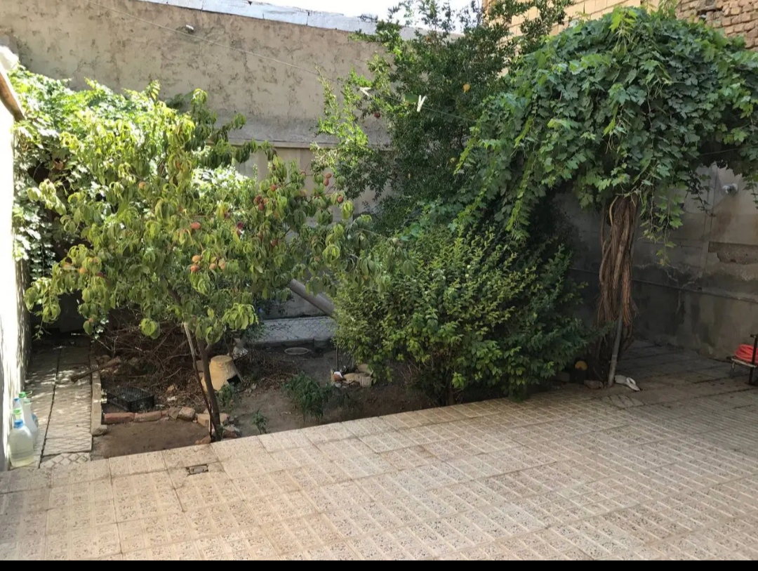 فروش خانه ویلایی خیابان نصر‌.