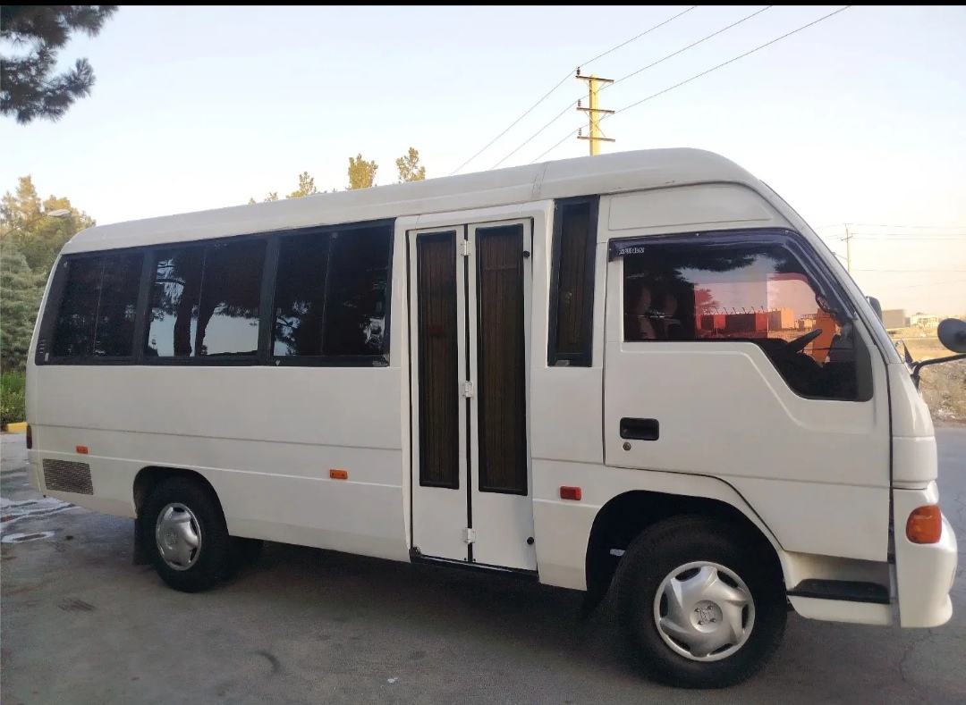 مینی بوس هیوندا مدل ۹۱ .