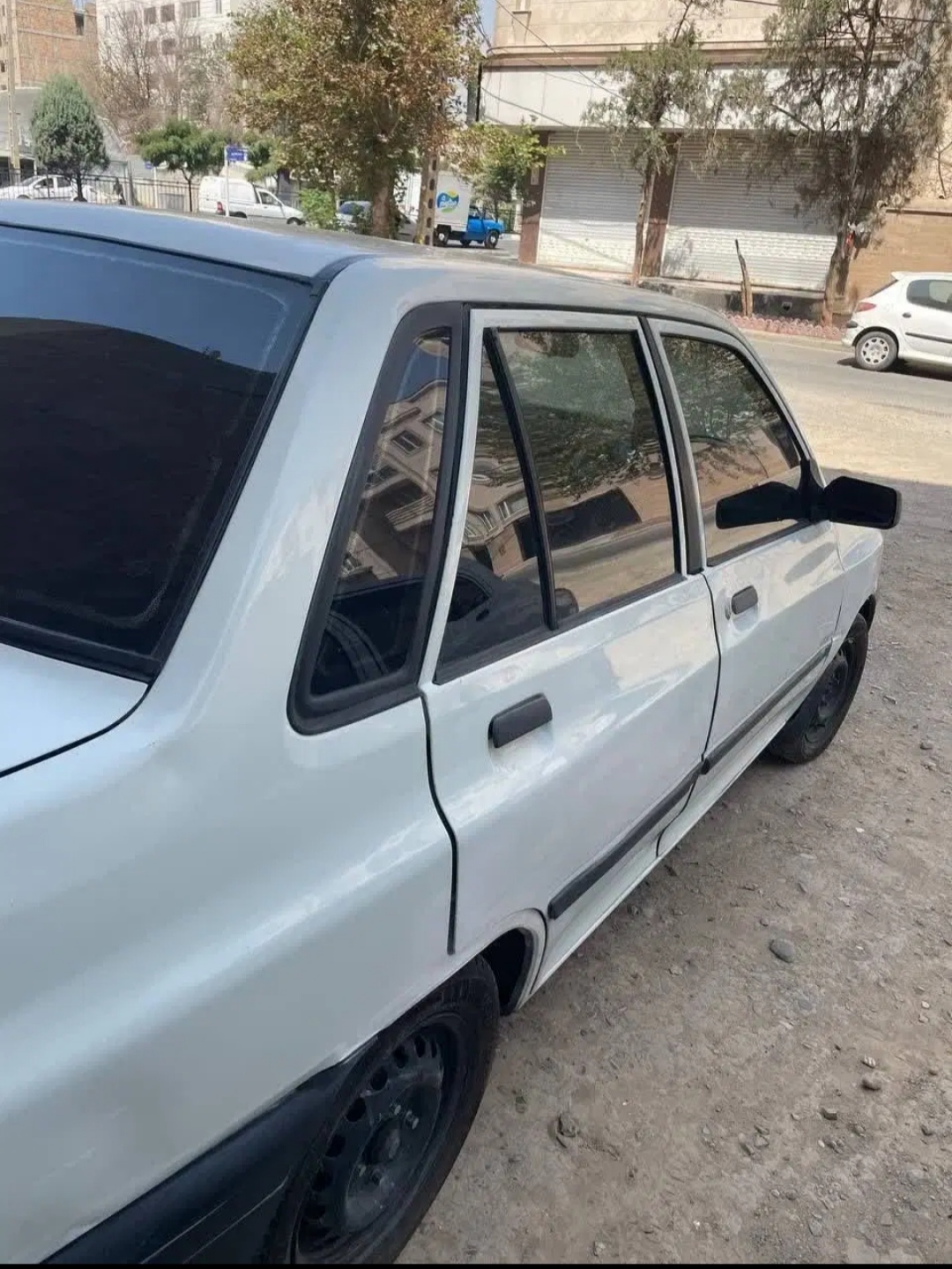 پراید ۸۲ .