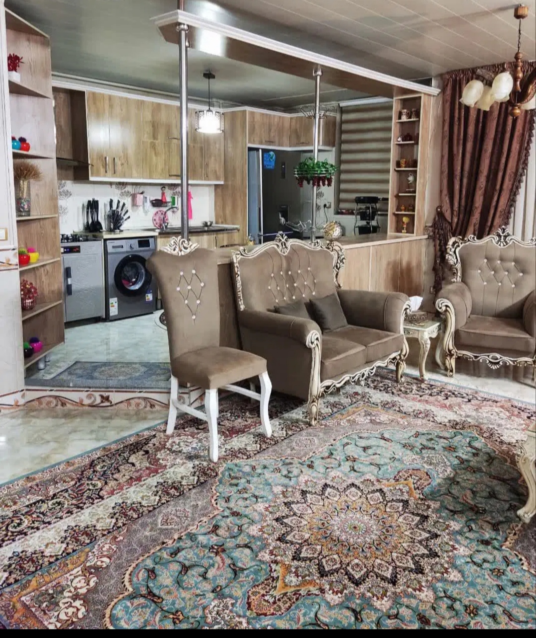 آپارتمان ۹۷متری پرنیان کوچه نرگس.