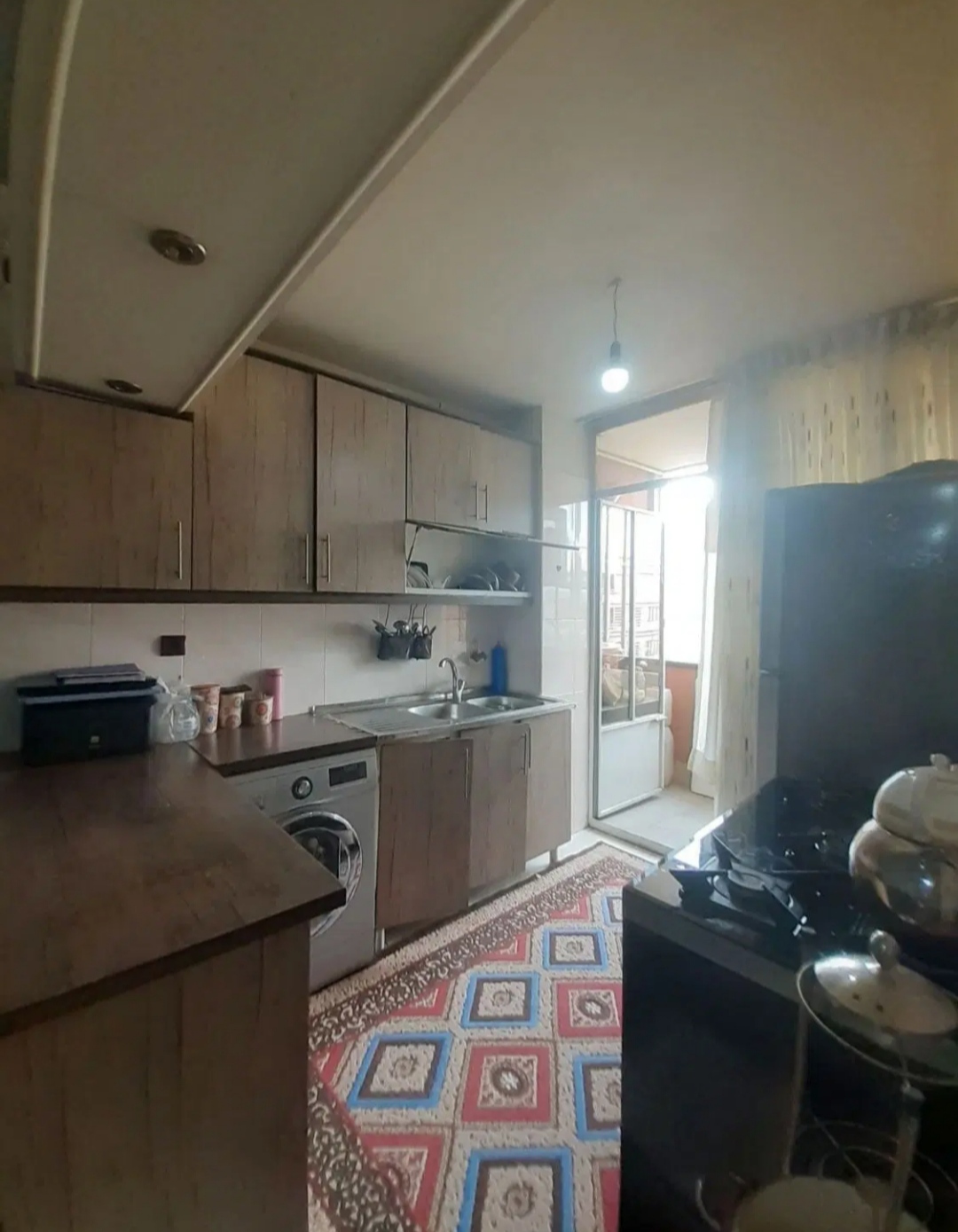 ۶۰متری نقلی بر پرنیان آسانسور تراورتن رو به نما.