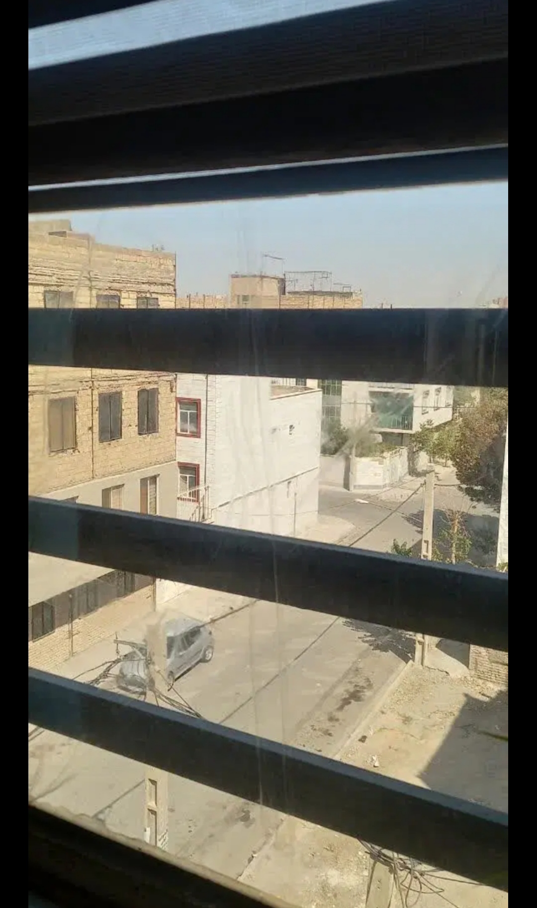 فروش آپارتمان طبقه سوم.