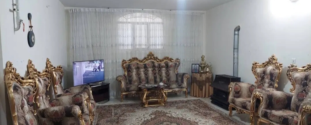واحد حیاط دار اختصاصی.