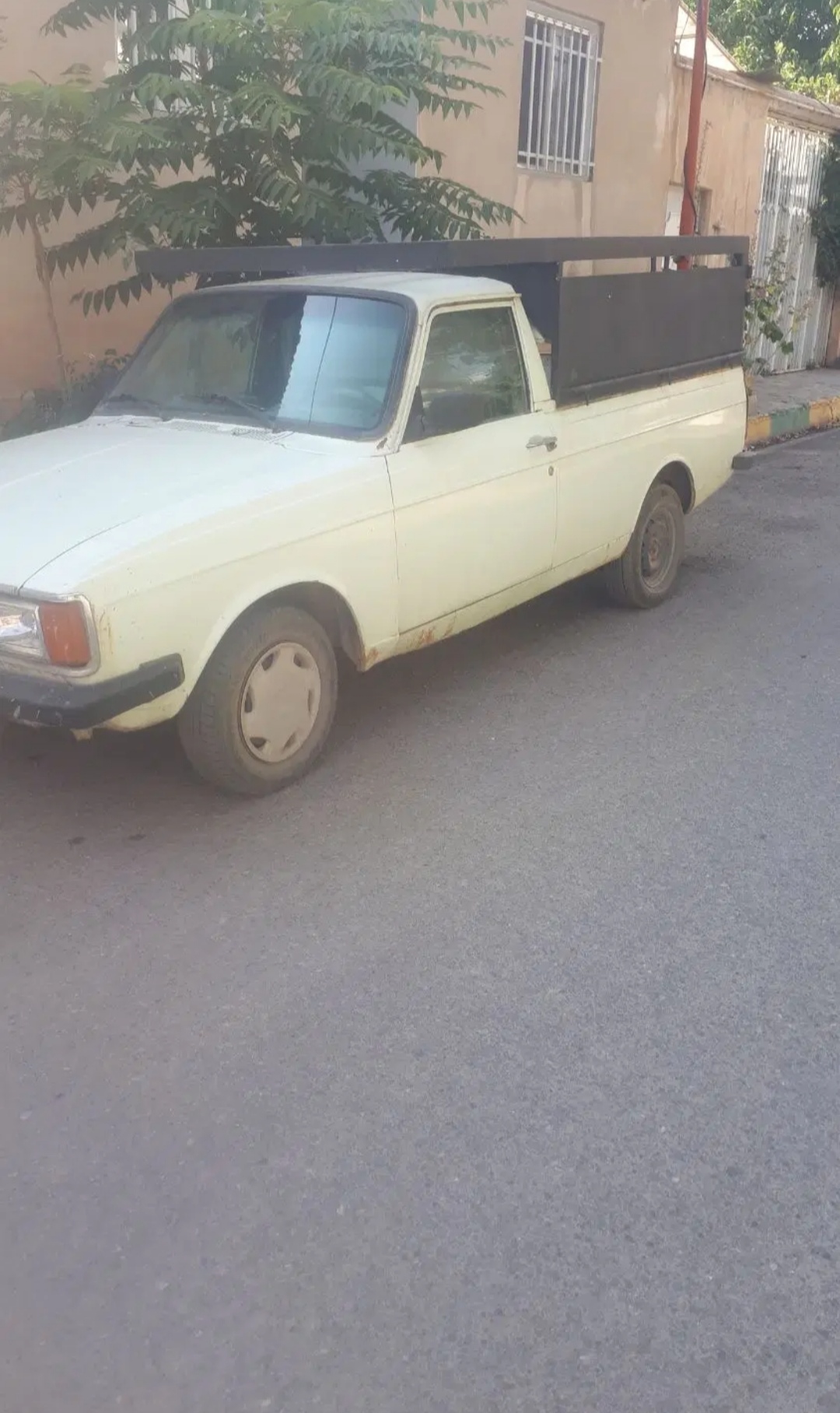 پیکان وانت .