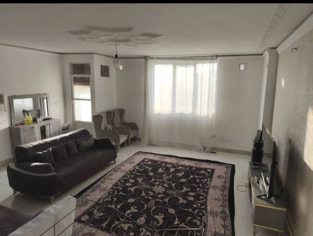 آپارتمان سرآسیاب ملارد.