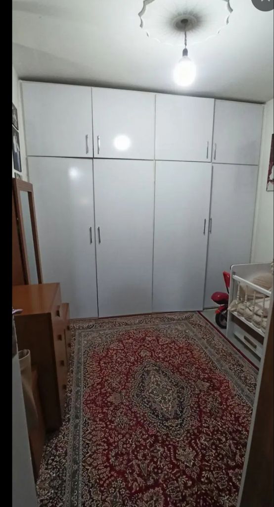همکف ۶۲متری.