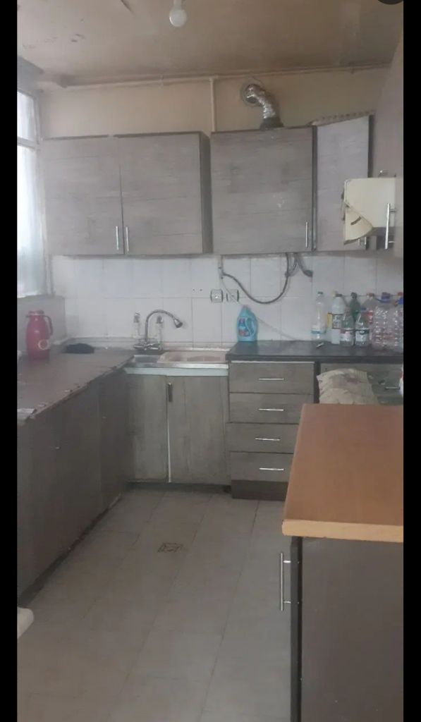 خانه به متراژ ۶۵متری طبقه دوم بالای همکف.