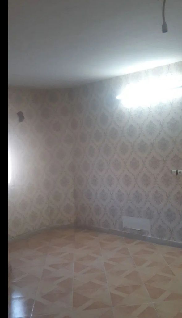 خانه به متراژ ۶۵متری طبقه دوم بالای همکف.