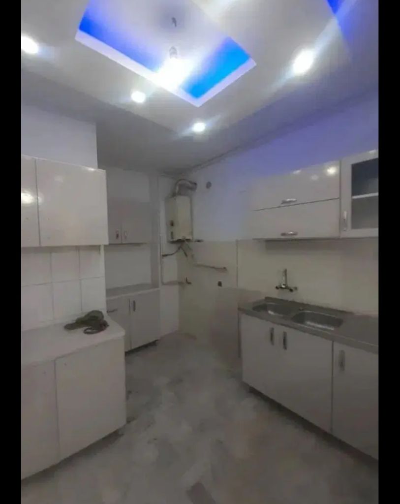واحد عروسک غرق نور معاوضه با خودرو.