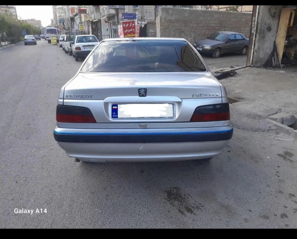 پژو پارس .