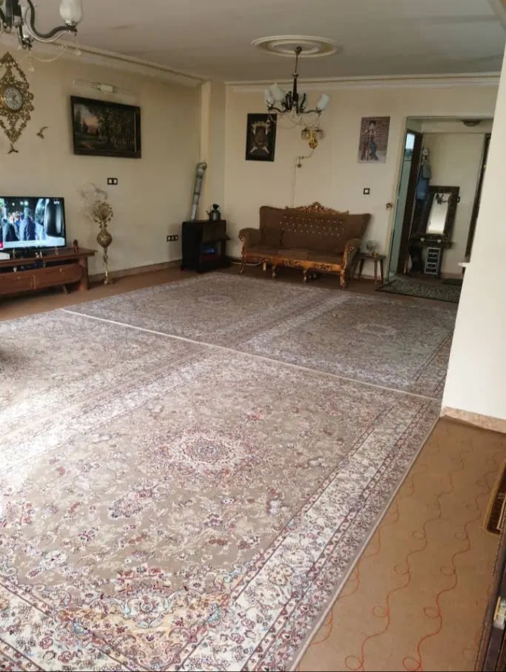 دوواحد۱۲۰ متری فروشی .