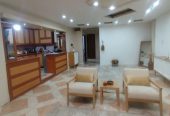 فروش واحد۱۰۰متری باپارکینگ .